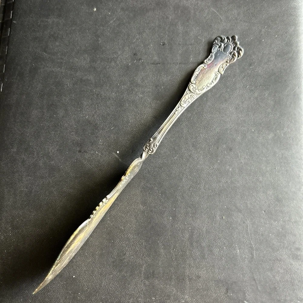 Antique Silverplate Butter Pick | WM Rogers and Son AA Dogwood Flower